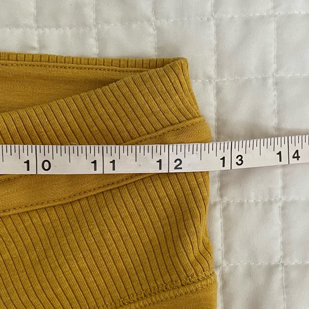 Travis Mathew Women’s Leggings Athleisure size XS - Picture 8 of 9